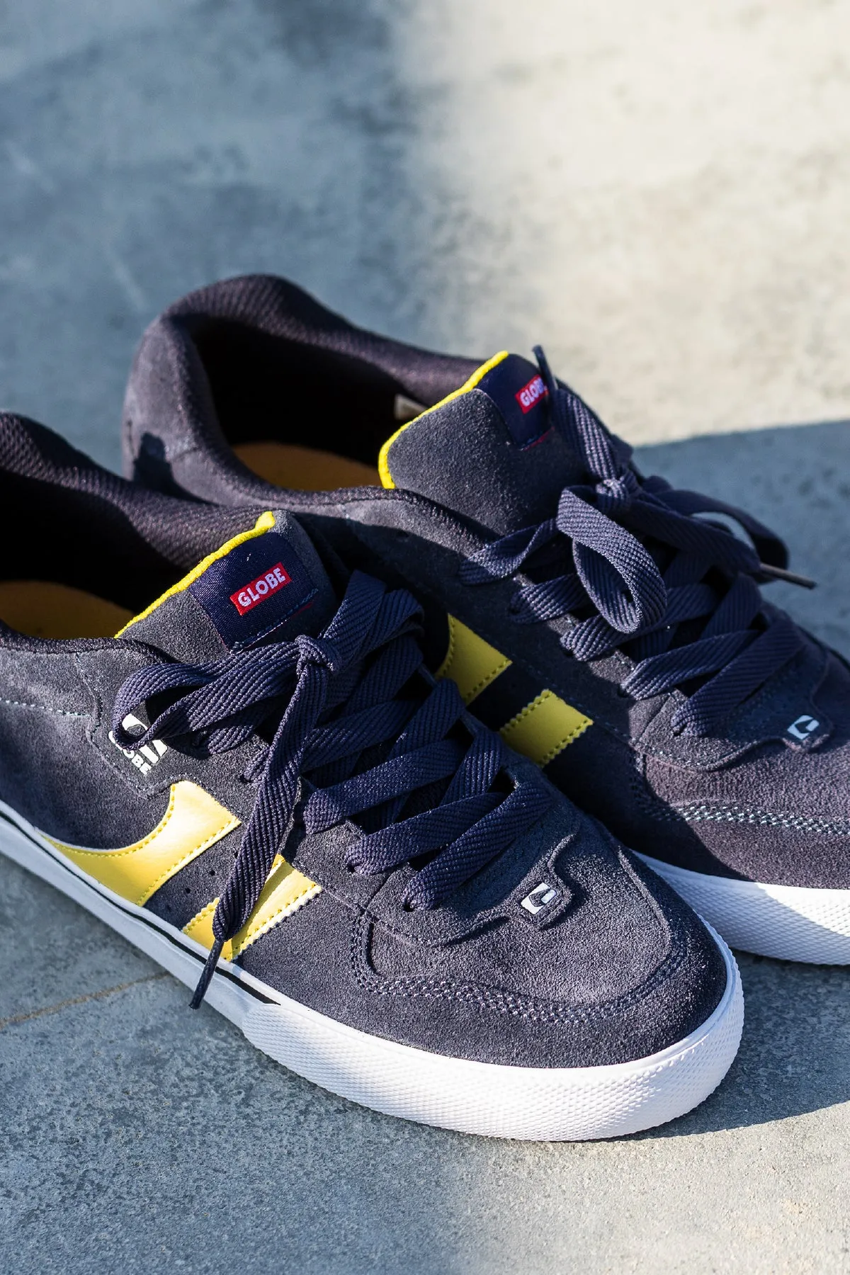 Encore 2 - Navy/Pale Yellow - Skate Shoes