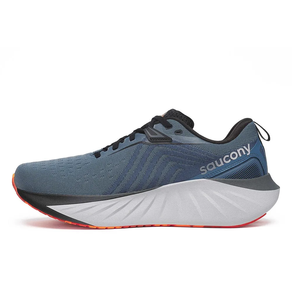 SAUCONY Triumph 22