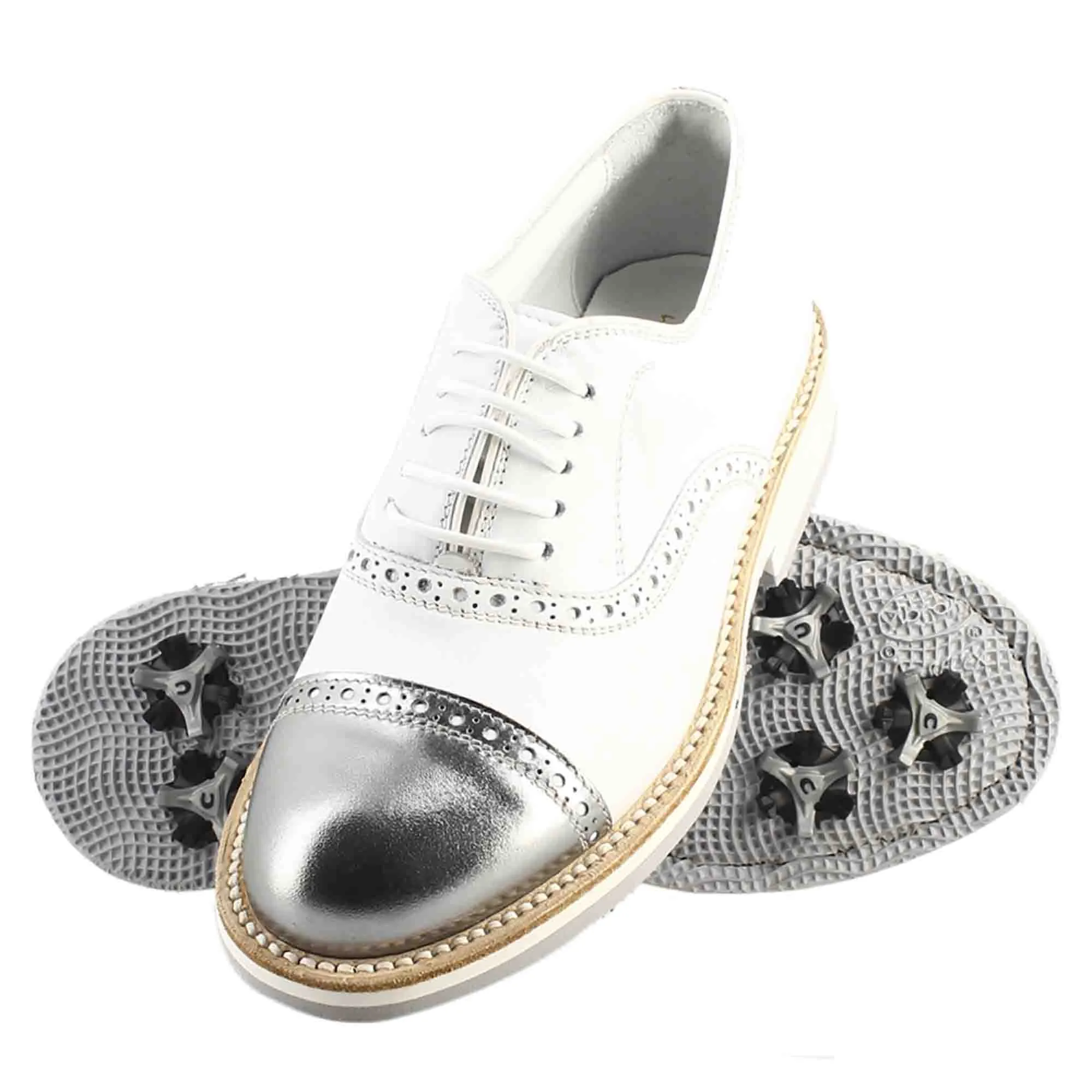 Scarpe golf da uomo artigianali in pelle bianco e dettagli in argento